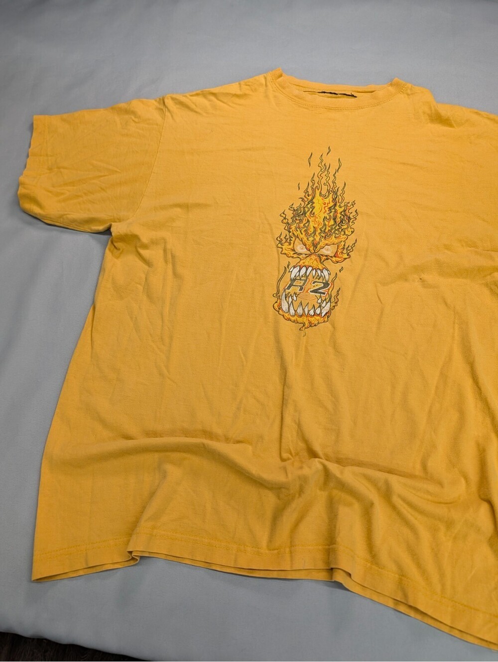 A2 Flame Monster Graphic T Shirt Yellow Vintage Y2K Mens XL